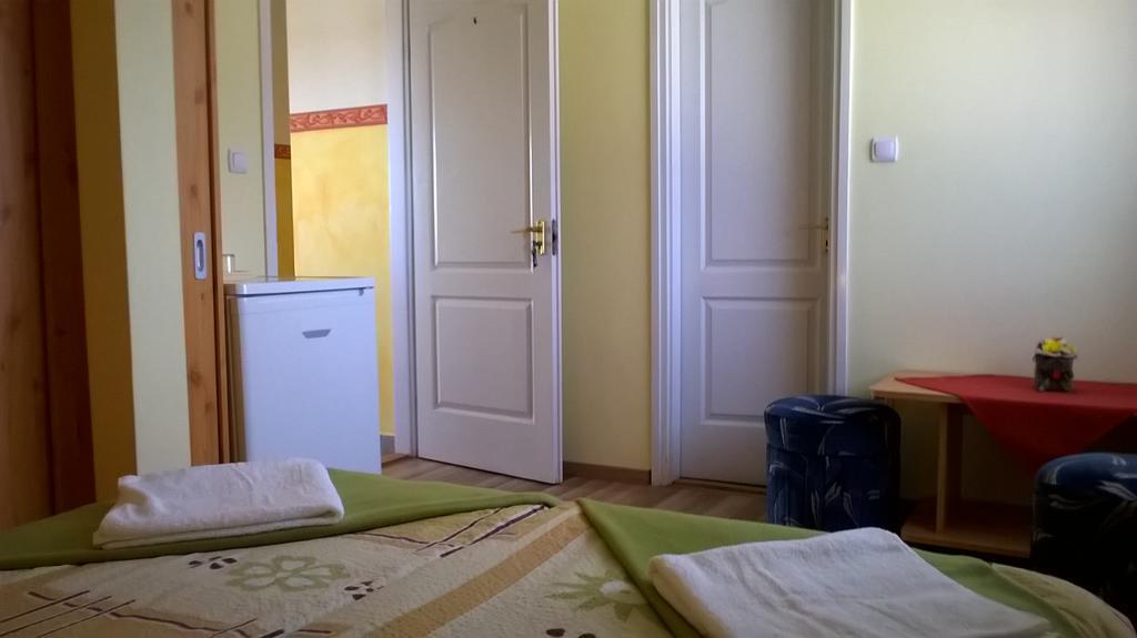 Pegazus Vendeghaz Hotell Hajdúszoboszló Exteriör bild